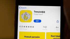 Как перевести деньги с карты Тинькофф Банка в Эйвон